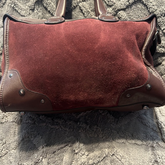 Coach Rhyder Satchel with dusty rose heart applique novelty strap and charm - Picture 9 of 11